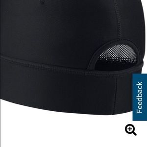Columbia Thermal beanie with ponytail hole
